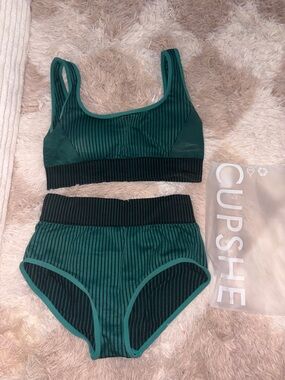 Cupshe Emerald Green and Black Ribbed Bikini